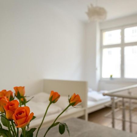 Newton-Appartement Mit 3 Schlafzimmern Berlim Exterior foto